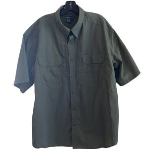 Men’s 511 Tactical Series short sleeve shirt. Excellent condition.